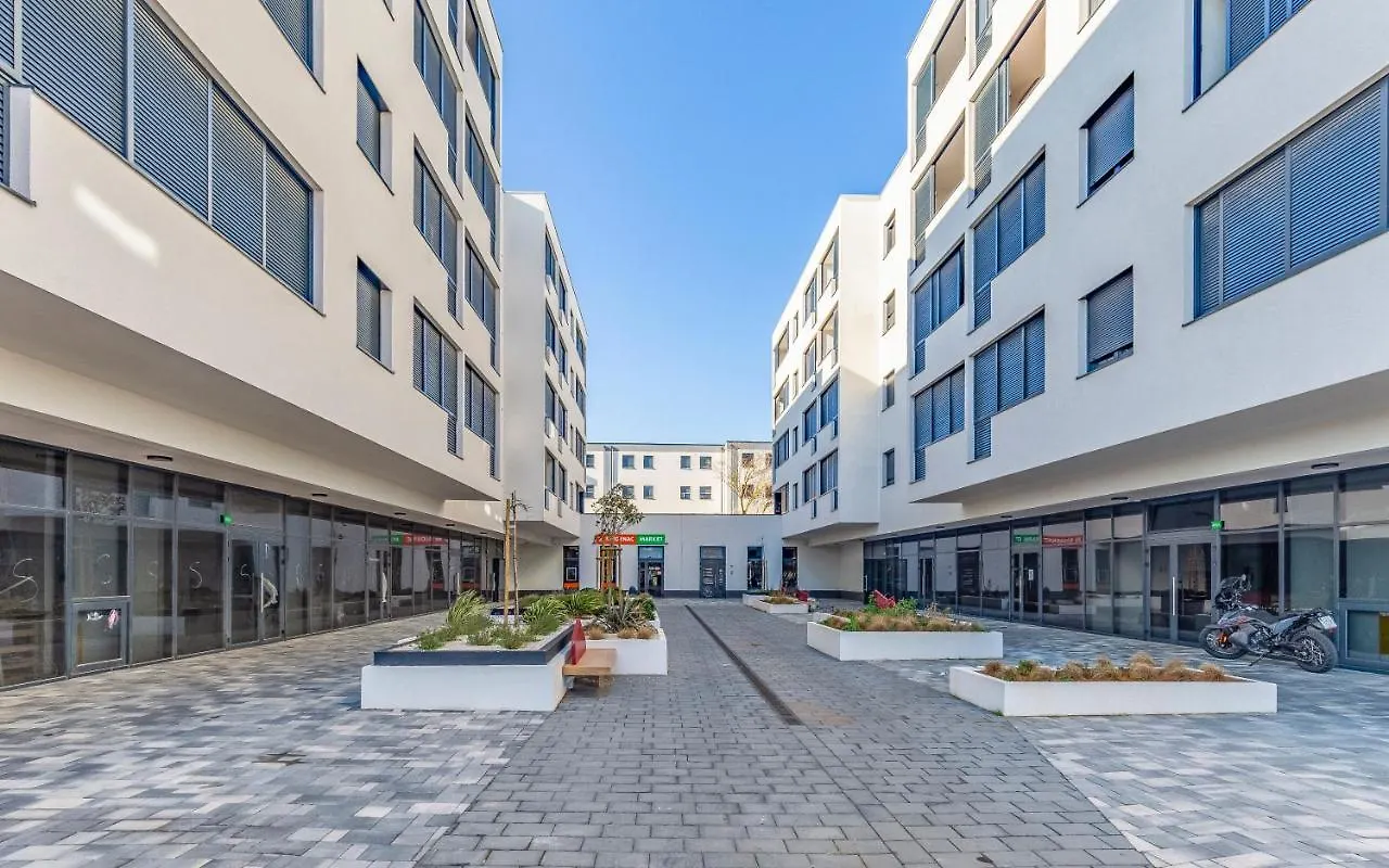 Jelena Apt. بولا كرواتيا